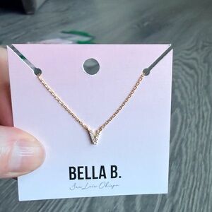 Rhinestone Gold Initial Charm Necklace "V"